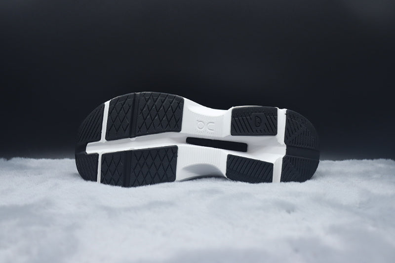 ON Cloudpulse | Retro-Inspired Lifestyle Sneakers