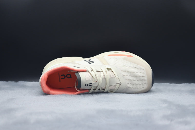 ON Cloudpulse | Retro-Inspired Lifestyle Sneakers