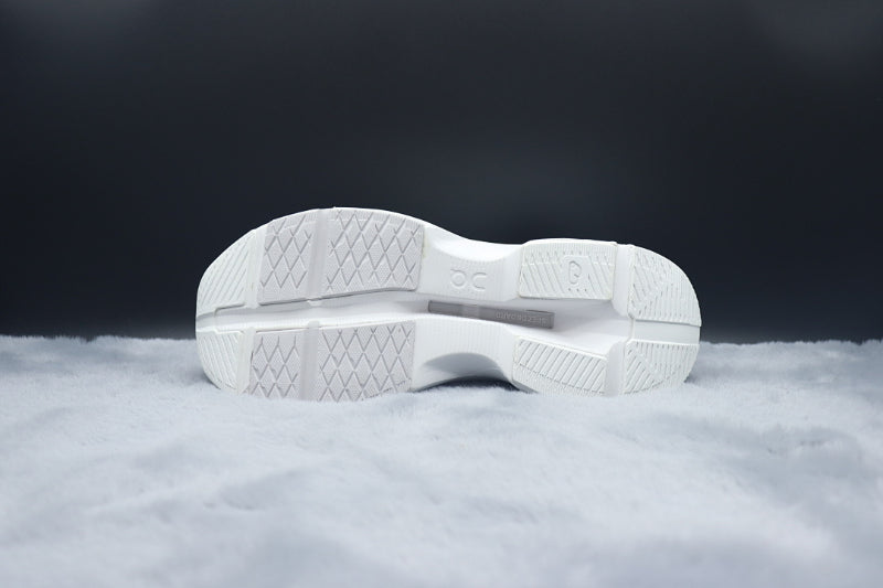 ON Cloudpulse | Retro-Inspired Lifestyle Sneakers