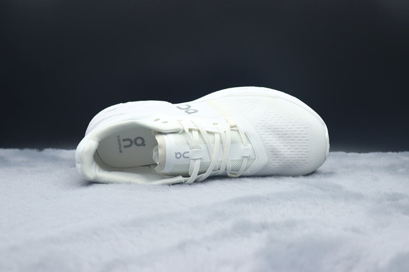 ON Cloudpulse | Retro-Inspired Lifestyle Sneakers