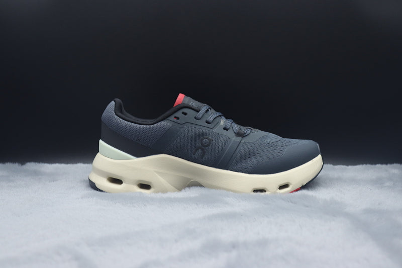 ON Cloudpulse | Retro-Inspired Lifestyle Sneakers