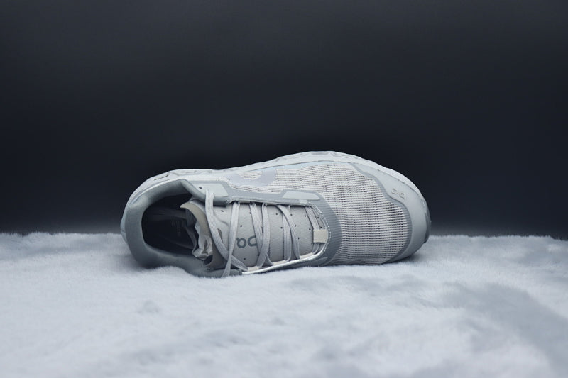 ON Cloud Monster Void – Maximum Cushion Running Shoes