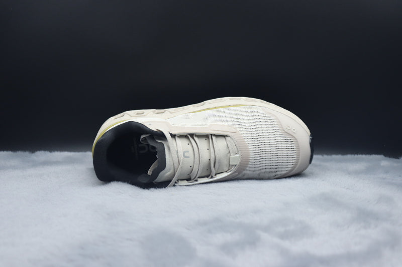 ON Cloudmonster Hyper – High-Energy Running Shoes