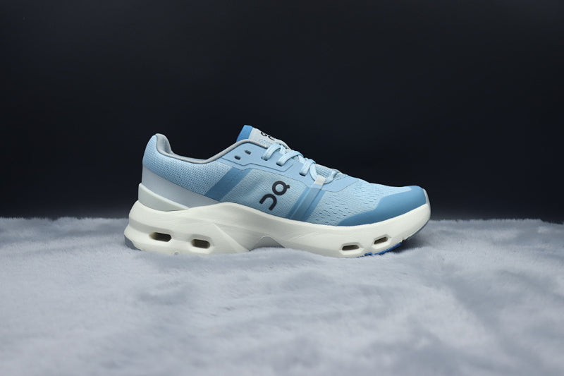 ON Cloudpulse | Retro-Inspired Lifestyle Sneakers