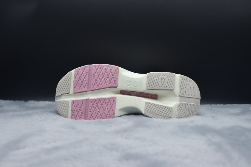 ON Cloudpulse | Retro-Inspired Lifestyle Sneakers
