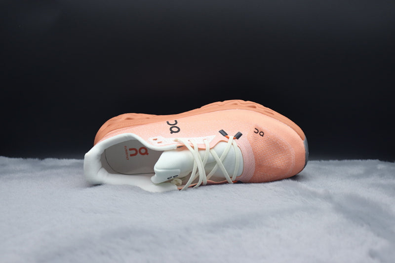 ON Cloudtilt – Tilted Sole Lifestyle Sneakers