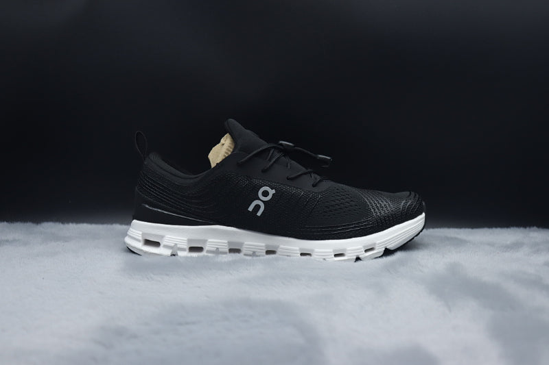 ON Cloud X Z5 | Zendaya x ON Limited Edition Training Sneakers