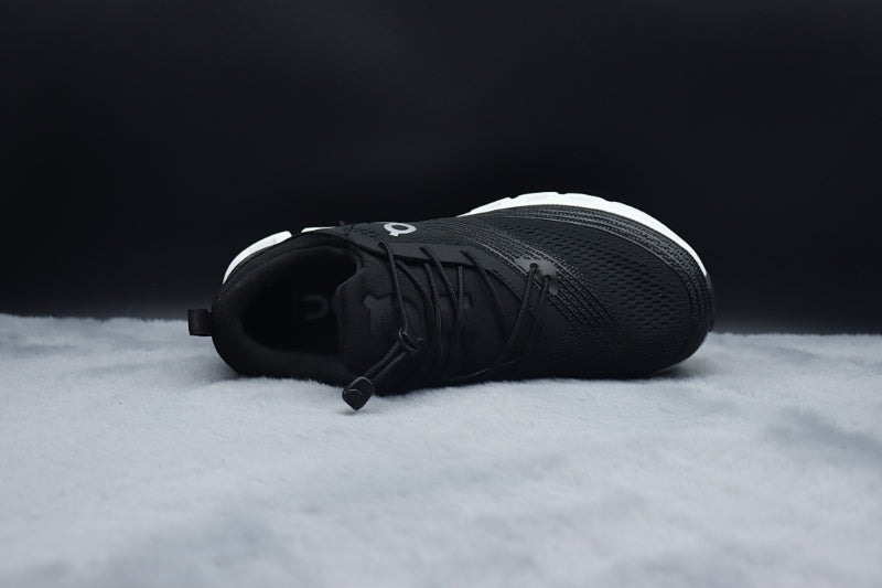 ON Cloud X Z5 | Zendaya x ON Limited Edition Training Sneakers