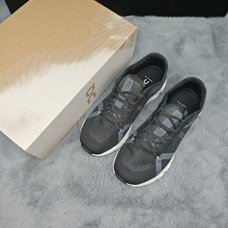 ON Cloud 4 | Lightweight Everyday Running Shoes