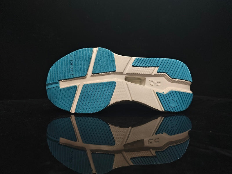 ON Cloudnova X | Bold Lifestyle Sneakers
