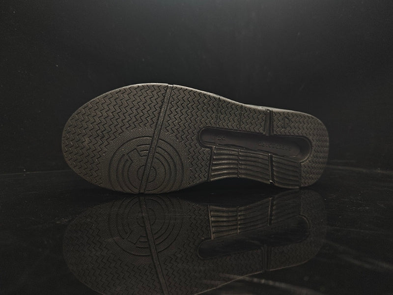 ON THE ROGER – Roger Federer x ON Running Signature Sneaker