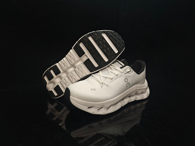 ON Cloudtilt – Tilted Sole Lifestyle Sneakers