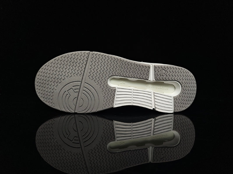 ON THE ROGER – Roger Federer x ON Running Signature Sneaker