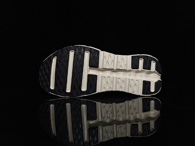 ON Cloudtilt – Tilted Sole Lifestyle Sneakers