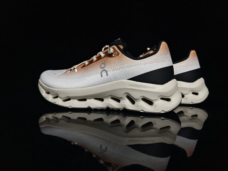 ON Cloudtilt – Tilted Sole Lifestyle Sneakers
