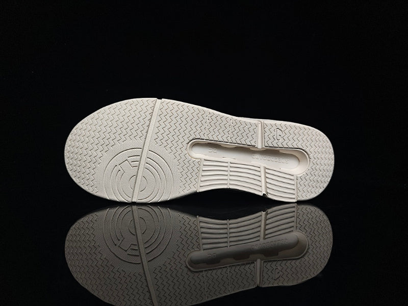 ON THE ROGER – Roger Federer x ON Running Signature Sneaker