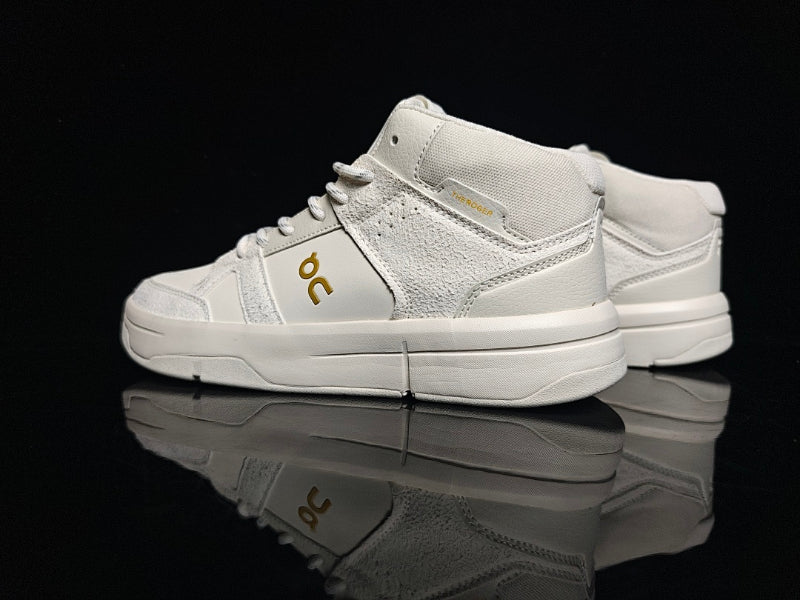 ON THE ROGER – Roger Federer x ON Running Signature Sneaker