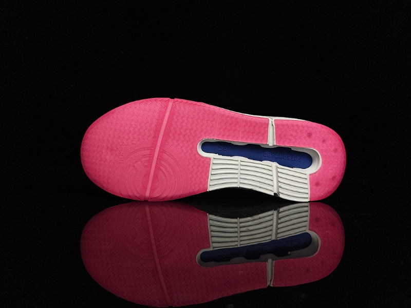 ON THE ROGER – Roger Federer x ON Running Signature Sneaker