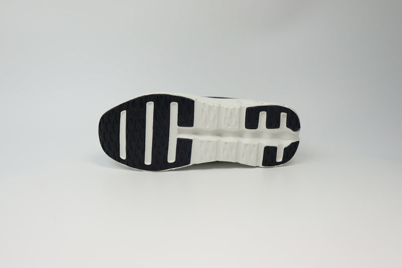 ON Cloudtilt – Tilted Sole Lifestyle Sneakers