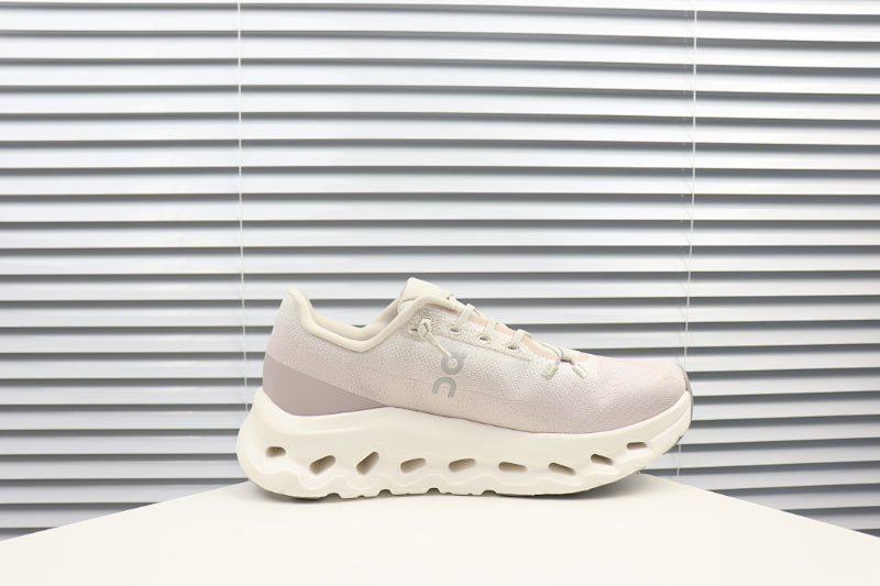 ON Cloudtilt – Tilted Sole Lifestyle Sneakers