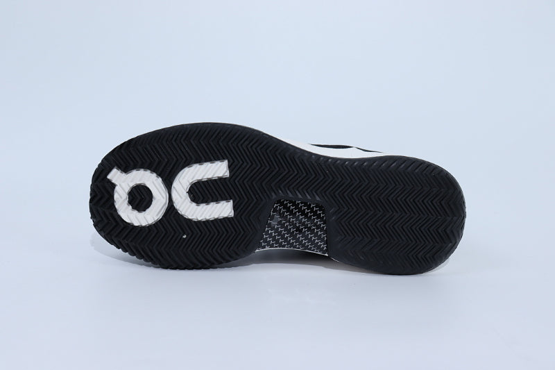 ON THE ROGER Pro 2 – Premium Tennis-Inspired Performance Sneaker