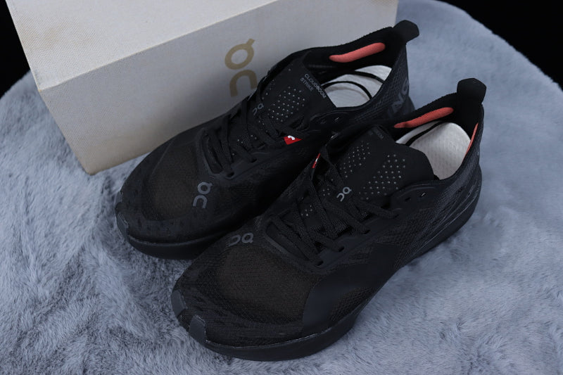 ON Cloudboom Strike – Elite Racing Shoes