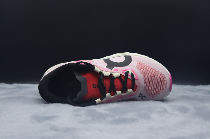 ON Cloudmonster Hyper – High-Energy Running Shoes