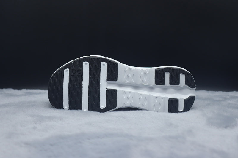 ON Cloudtilt – Tilted Sole Lifestyle Sneakers