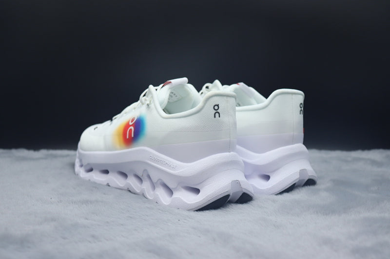 ON Cloudtilt – Tilted Sole Lifestyle Sneakers