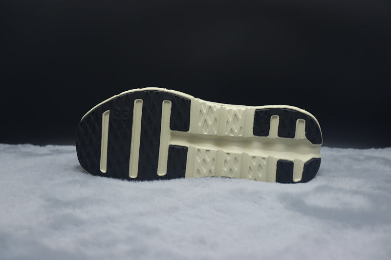 ON Cloudtilt – Tilted Sole Lifestyle Sneakers
