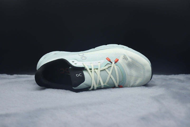 ON Cloudtilt – Tilted Sole Lifestyle Sneakers
