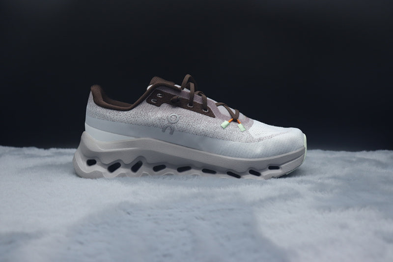 ON Cloudtilt – Tilted Sole Lifestyle Sneakers