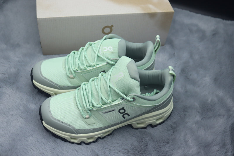 ON Cloudrock Low WP – Waterproof Low-Top Hiking Shoes
