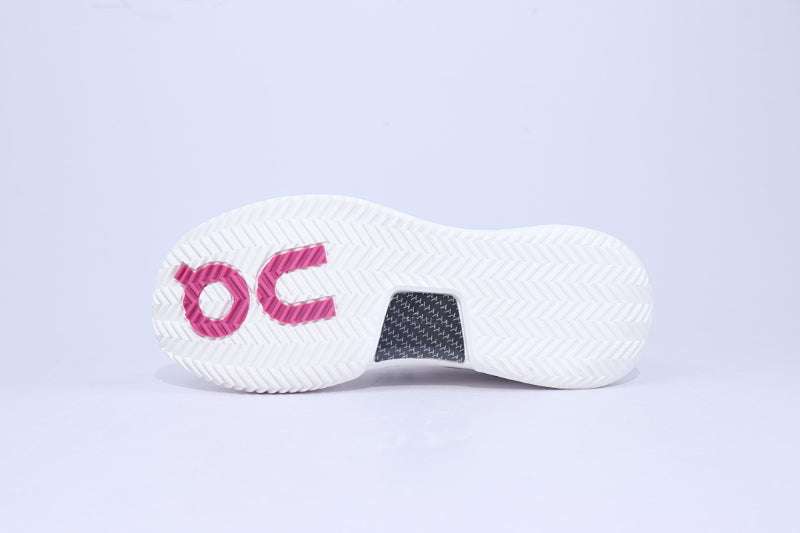 ON THE ROGER Pro 2 – Premium Tennis-Inspired Performance Sneaker