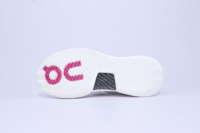 ON THE ROGER Pro 2 – Premium Tennis-Inspired Performance Sneaker