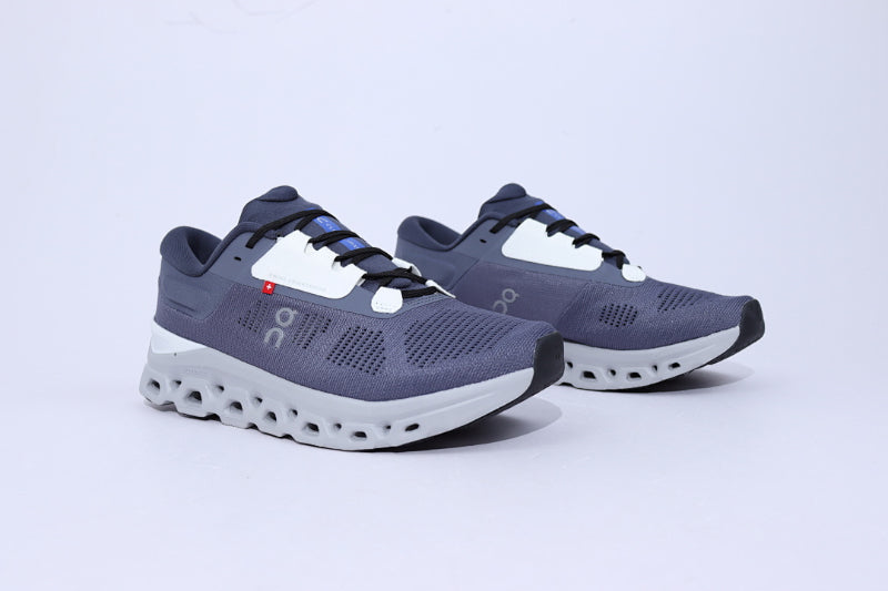 ON Cloudstratus 3 – Dual-Layer CloudTec Stability Running Shoes