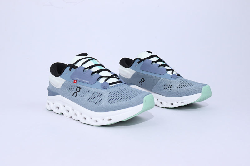 ON Cloudstratus 3 – Dual-Layer CloudTec Stability Running Shoes