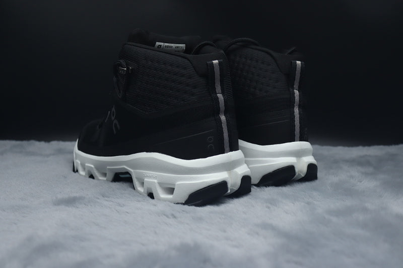 ON Cloudrock Low WP – Waterproof Low-Top Hiking Shoes