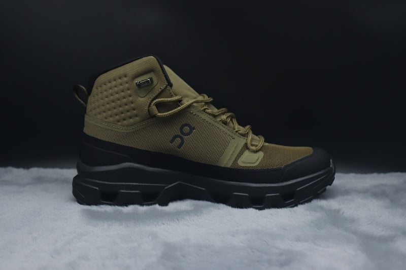 ON Cloudrock Low WP – Waterproof Low-Top Hiking Shoes