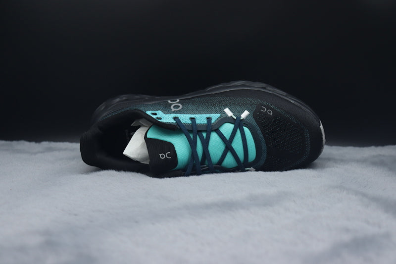 ON Cloudtilt – Tilted Sole Lifestyle Sneakers