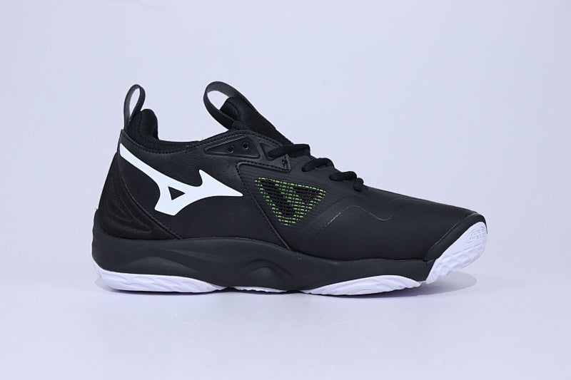 Mizuno Wave Momentum 3 Volleyball Shoes