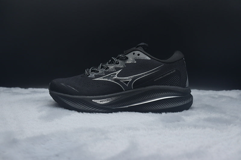 Mizuno ASTRO PLUS Athletic Shoe