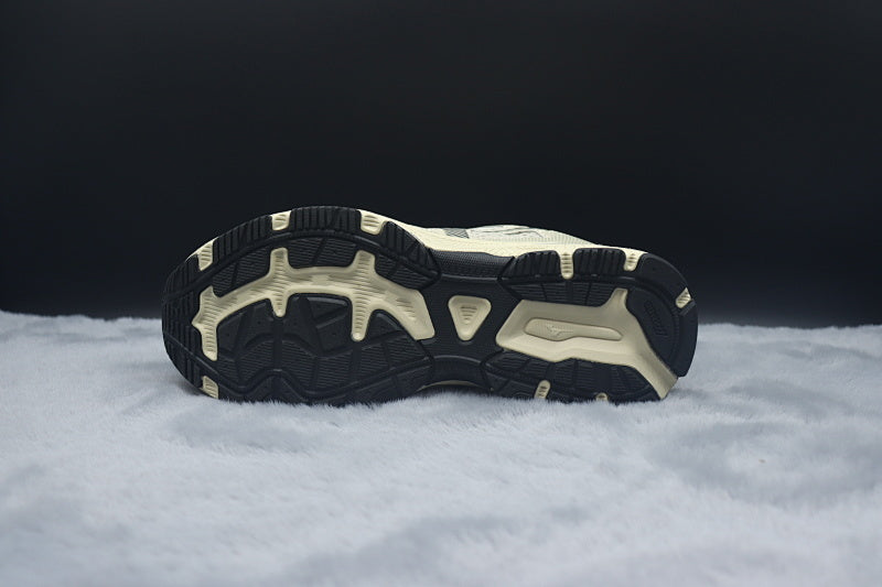 Oarism x Mizuno Racer S Competition Running Shoe