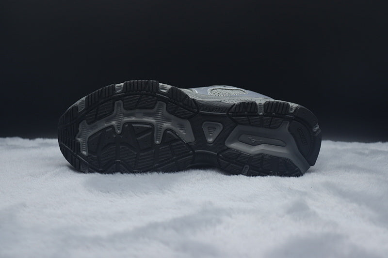 Oarism x Mizuno Racer S Competition Running Shoe