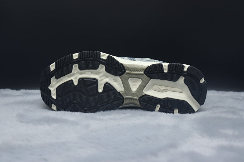 Oarism x Mizuno Racer S Competition Running Shoe