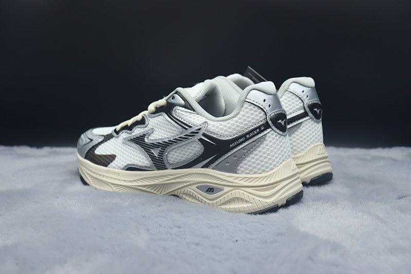 Oarism x Mizuno Racer S Competition Running Shoe