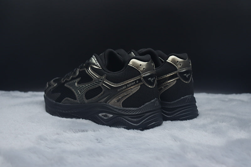 Oarism x Mizuno Racer S Competition Running Shoe