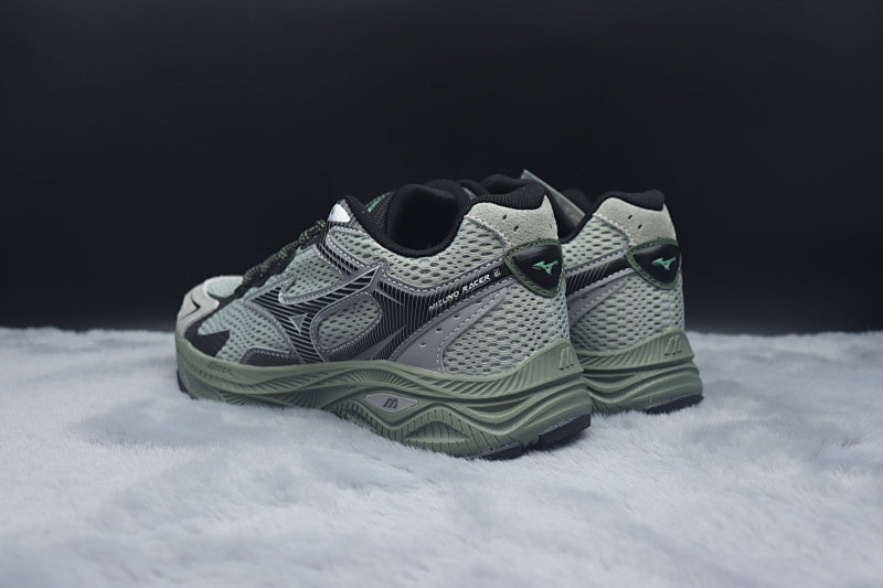 Oarism x Mizuno Racer S Competition Running Shoe