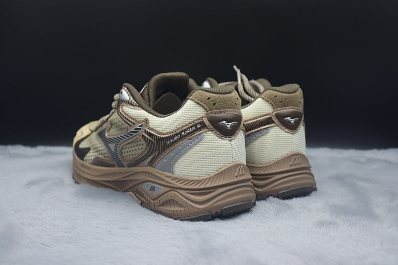Oarism x Mizuno Racer S Competition Running Shoe