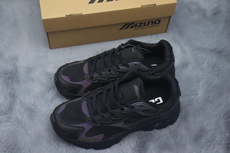 Oarism x Mizuno Racer S Competition Running Shoe